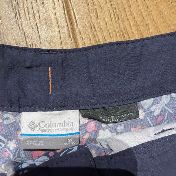 Columbia omni-shade shorts girls medium 8/10 - Picture 2 of 3